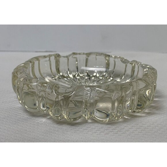 Vintage Clear Glass Ashtray Fluted Design 4.25" Round 5 Notch Mid Century Modern - Picture 10 of 14